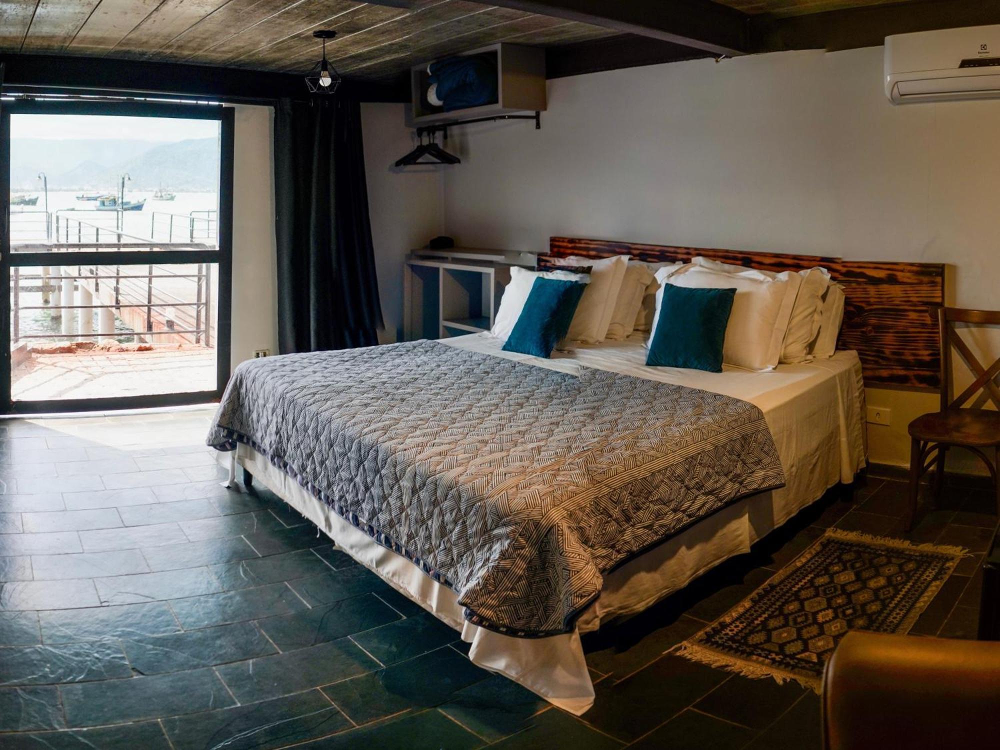 1819 Marine Hotel Убатуба Экстерьер фото