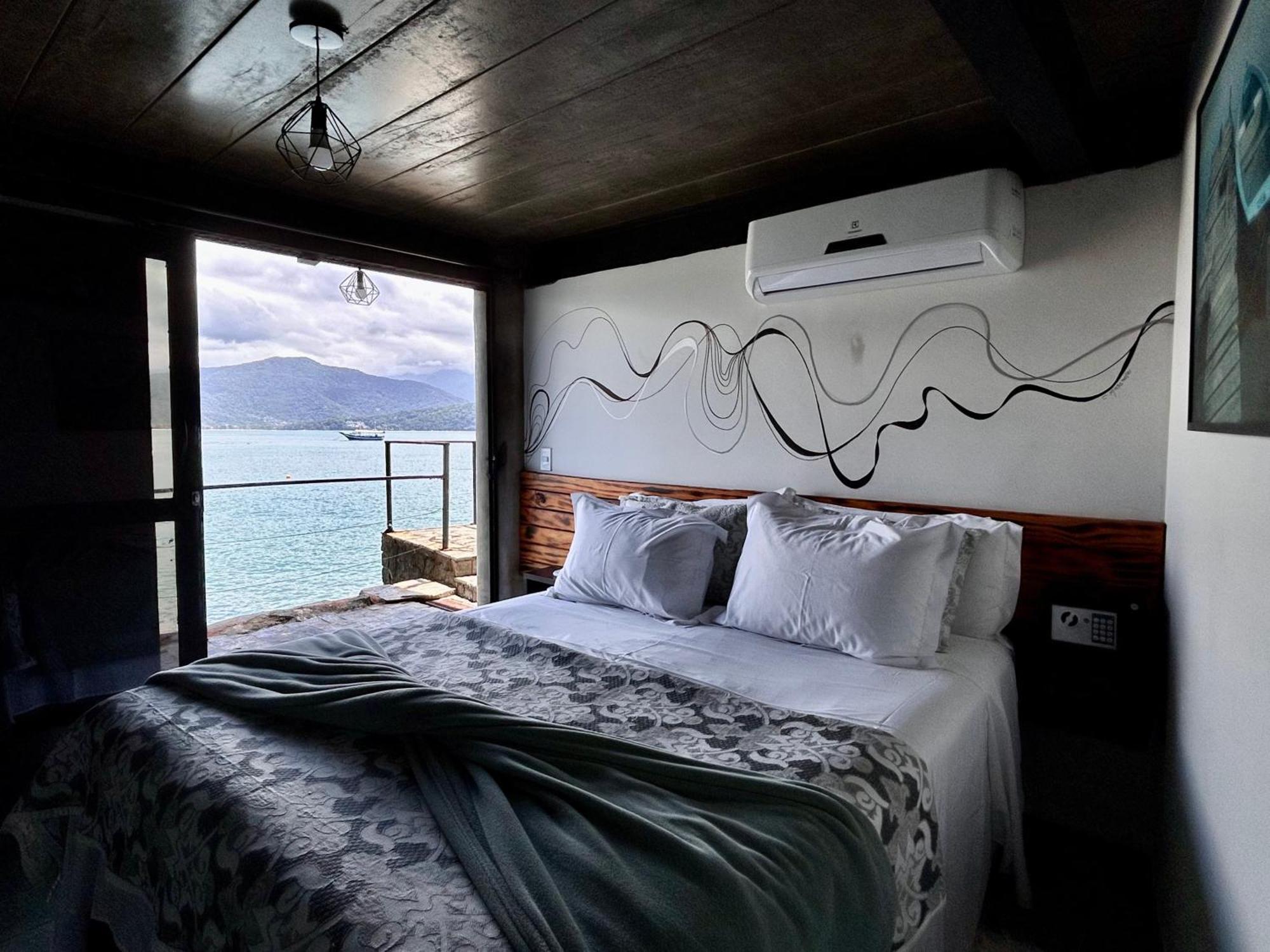 1819 Marine Hotel Убатуба Экстерьер фото